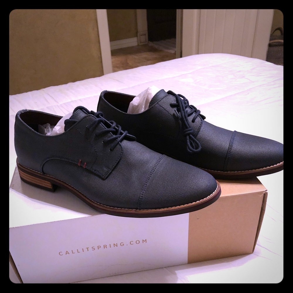 Men’s Navy Shoes Size 9 1/2